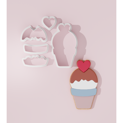 Valentine – Cupcake with Heart Cookie Cutter